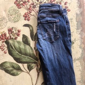 EUNINA JEANS PERFECT FOR CHRISTMAS❤️❤️